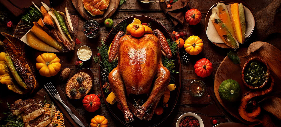 感恩共聚 ·  臻享佳餚