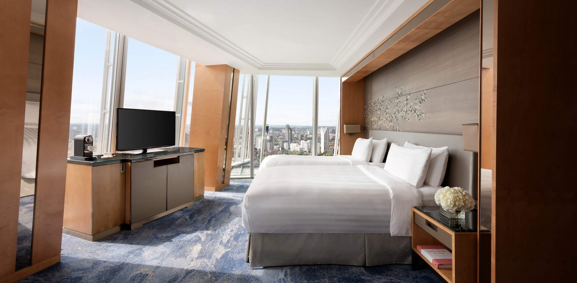 Luxury Hotel In London Shangri La Hotel At The Shard London