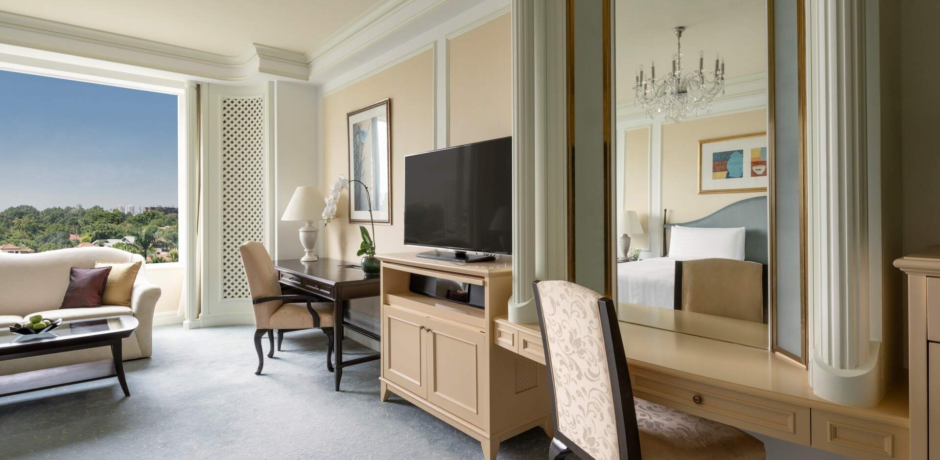 Rooms \u0026 Suites, image size:1920x940