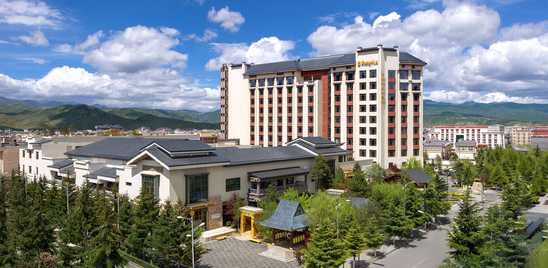 Room, Accommodation, Suite in Diqing | Shangri-La Resort, Shangri-La