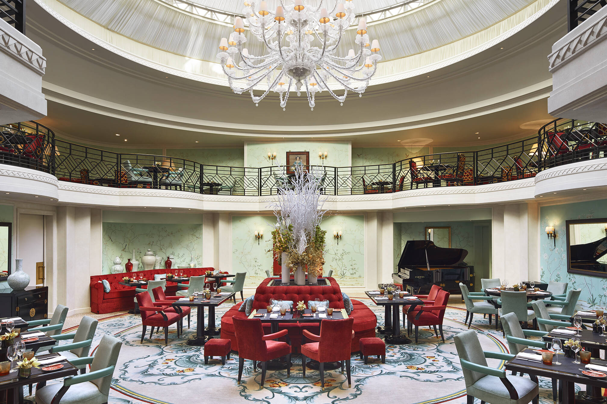 Luxury Hotel In Paris Shangri La Paris