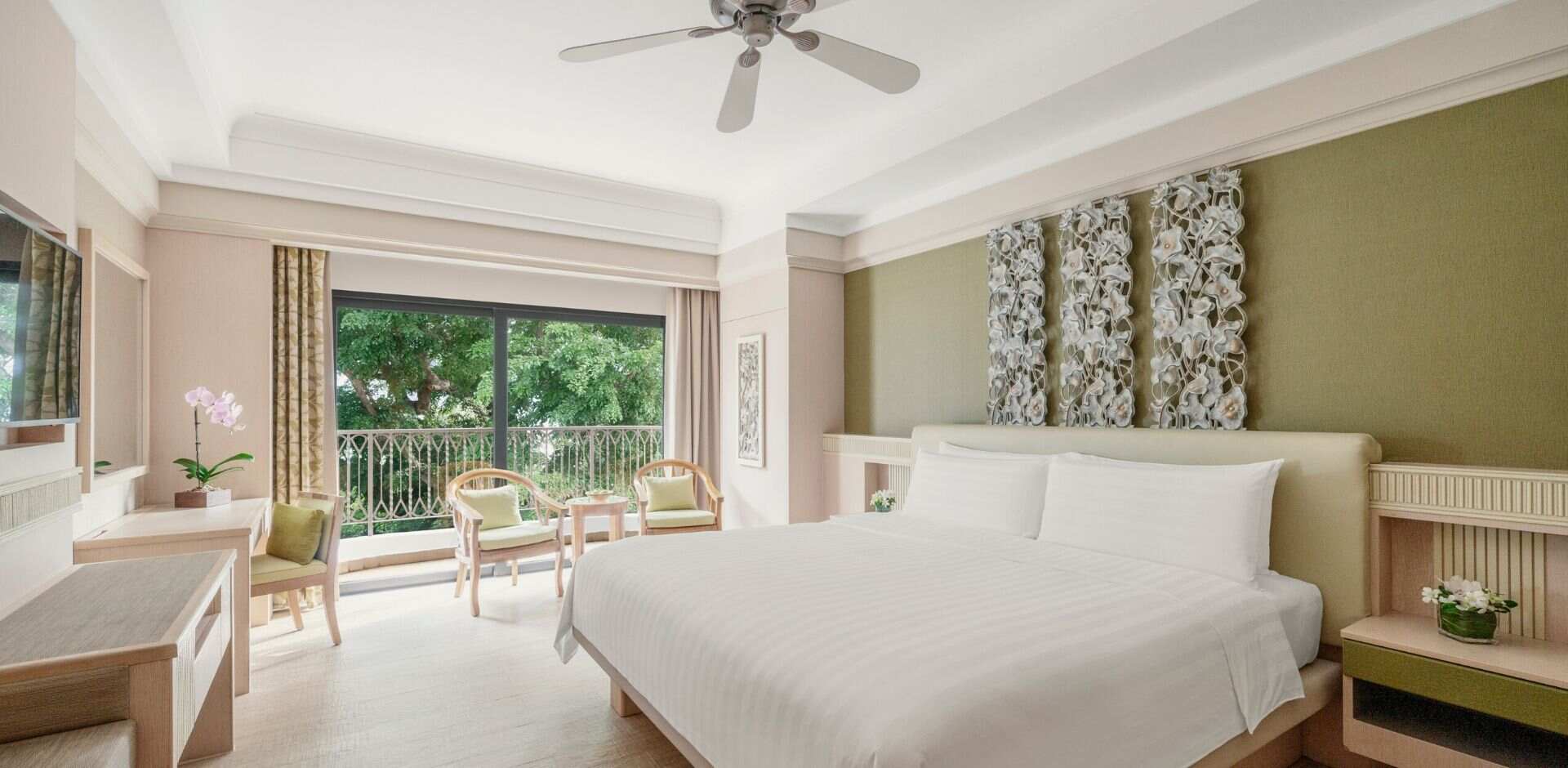 Room Accommodation Suite In Singapore Shangri La S Rasa Sentosa Resort Spa Singapore