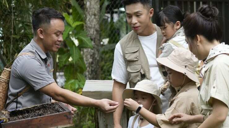 직접 체험을 통해 자연의 마법을 탐험하세요.