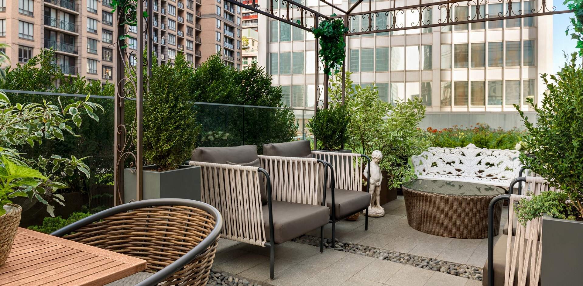 Garden Suite - Booking | Shangri-La Toronto