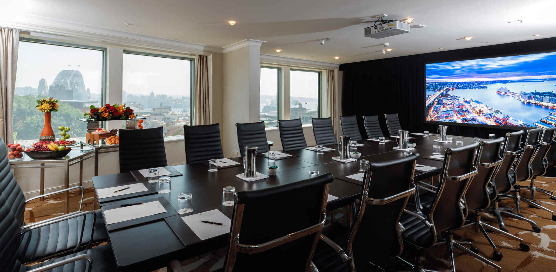 Shangri-La Sydney — photo 10