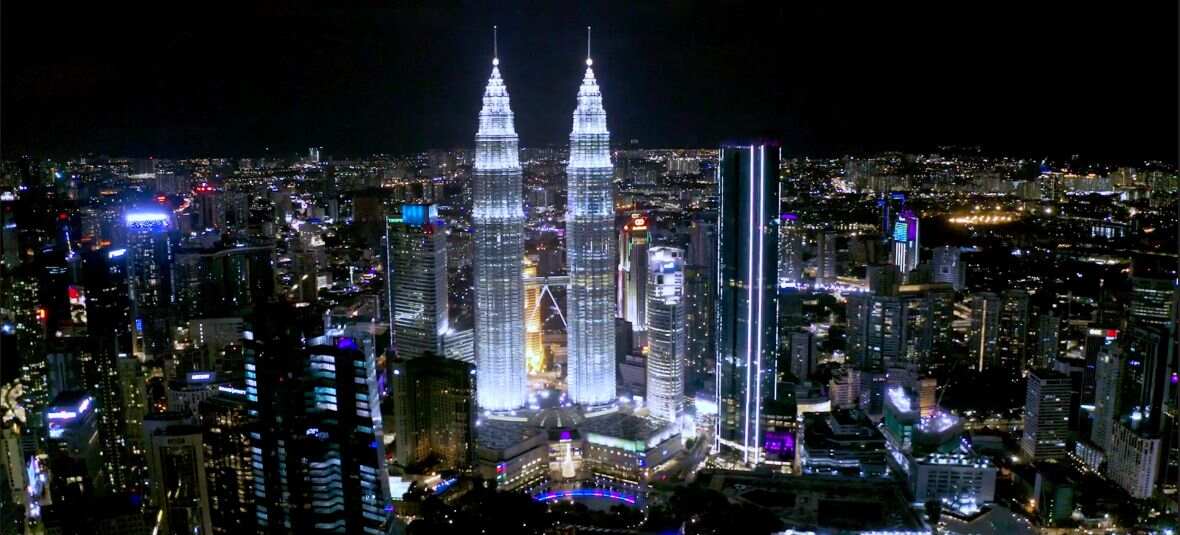 Borrow Summer - Twin Towers SkyBar Escape