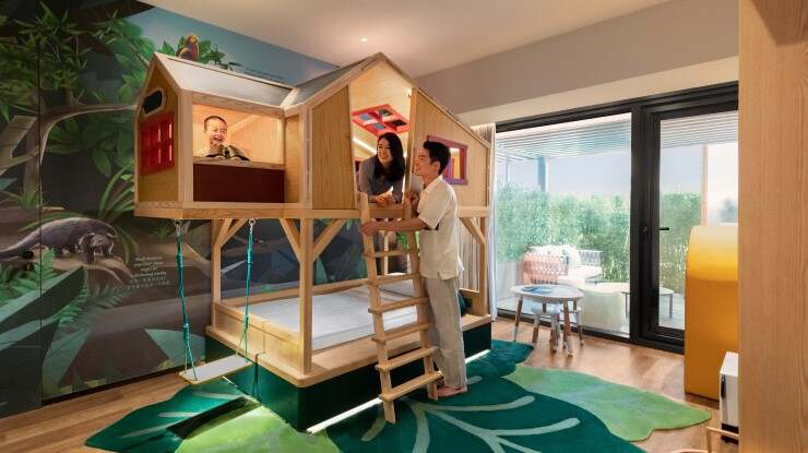 Treetop Themed Family Suite