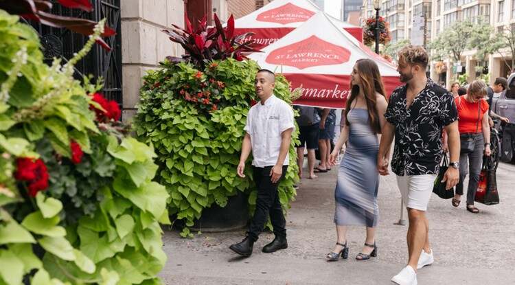 Chef’s Market Tour – A Culinary Adventure