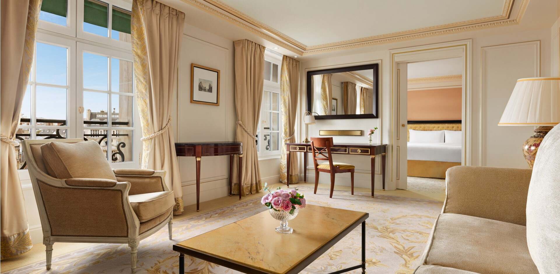 Deluxe Suite, Paris Suite